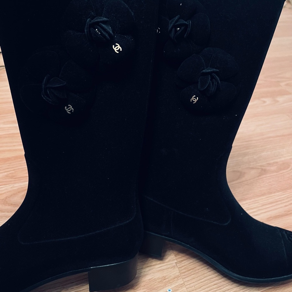 CHANEL Black Knee-High Boots with Floral Detail